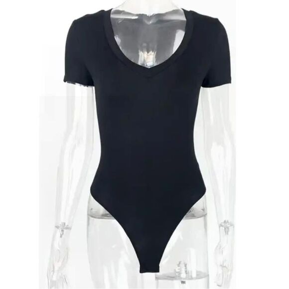 Deep V-Neck Black Short Sleeve Bodysuit - Picture 3 of 6